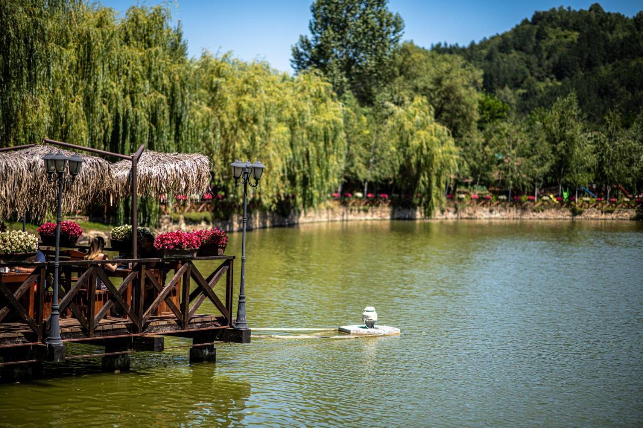 The Wind Mills Hydropark Hotel Gorna Malina Exterior photo