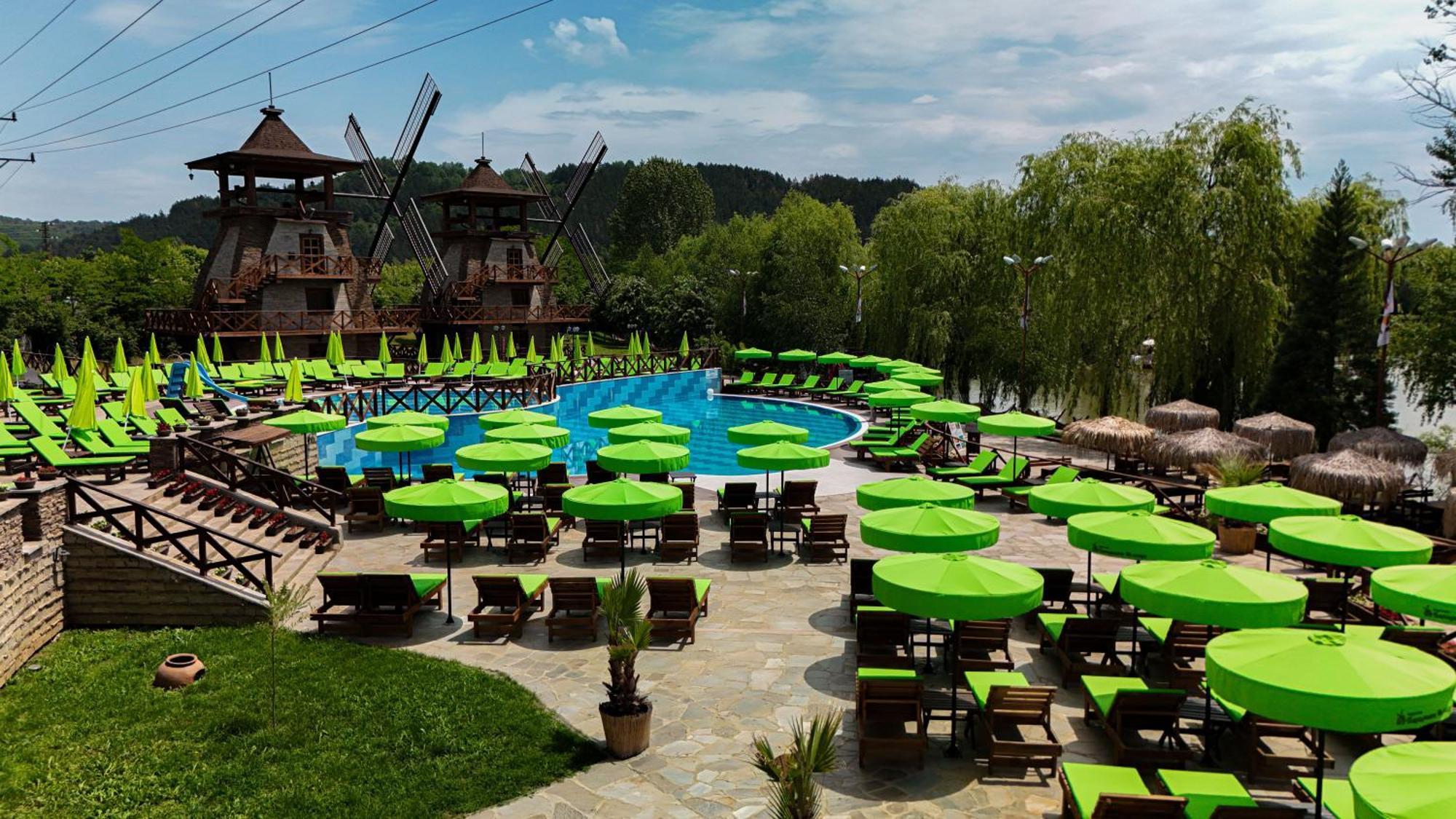 The Wind Mills Hydropark Hotel Gorna Malina Exterior photo