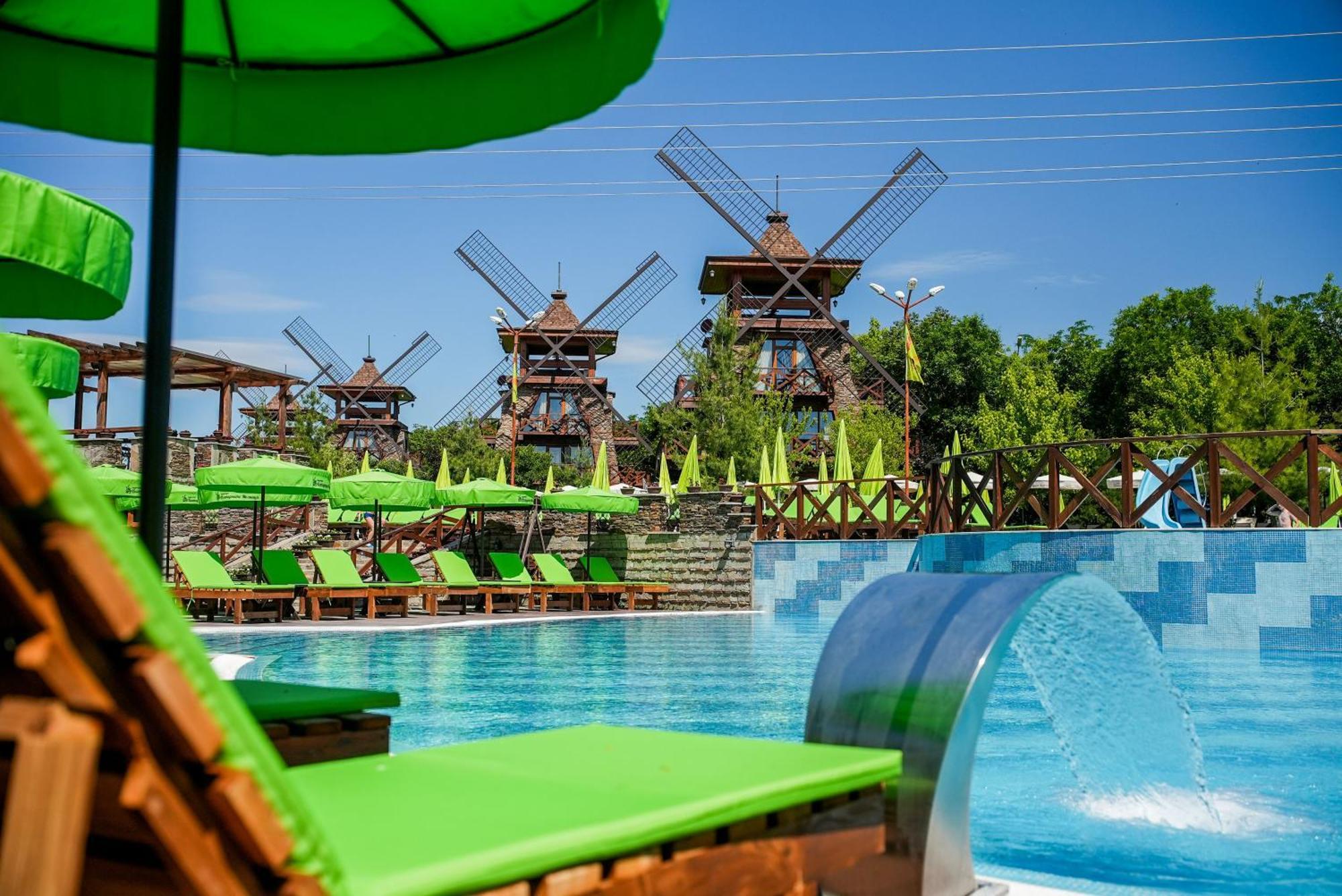 The Wind Mills Hydropark Hotel Gorna Malina Exterior photo